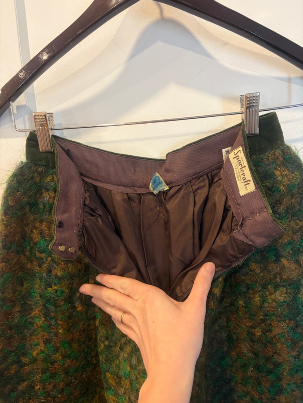 Vintage union made 1960s Green Multi-Tone Wool Blend Skirt - Picture 10 of 15